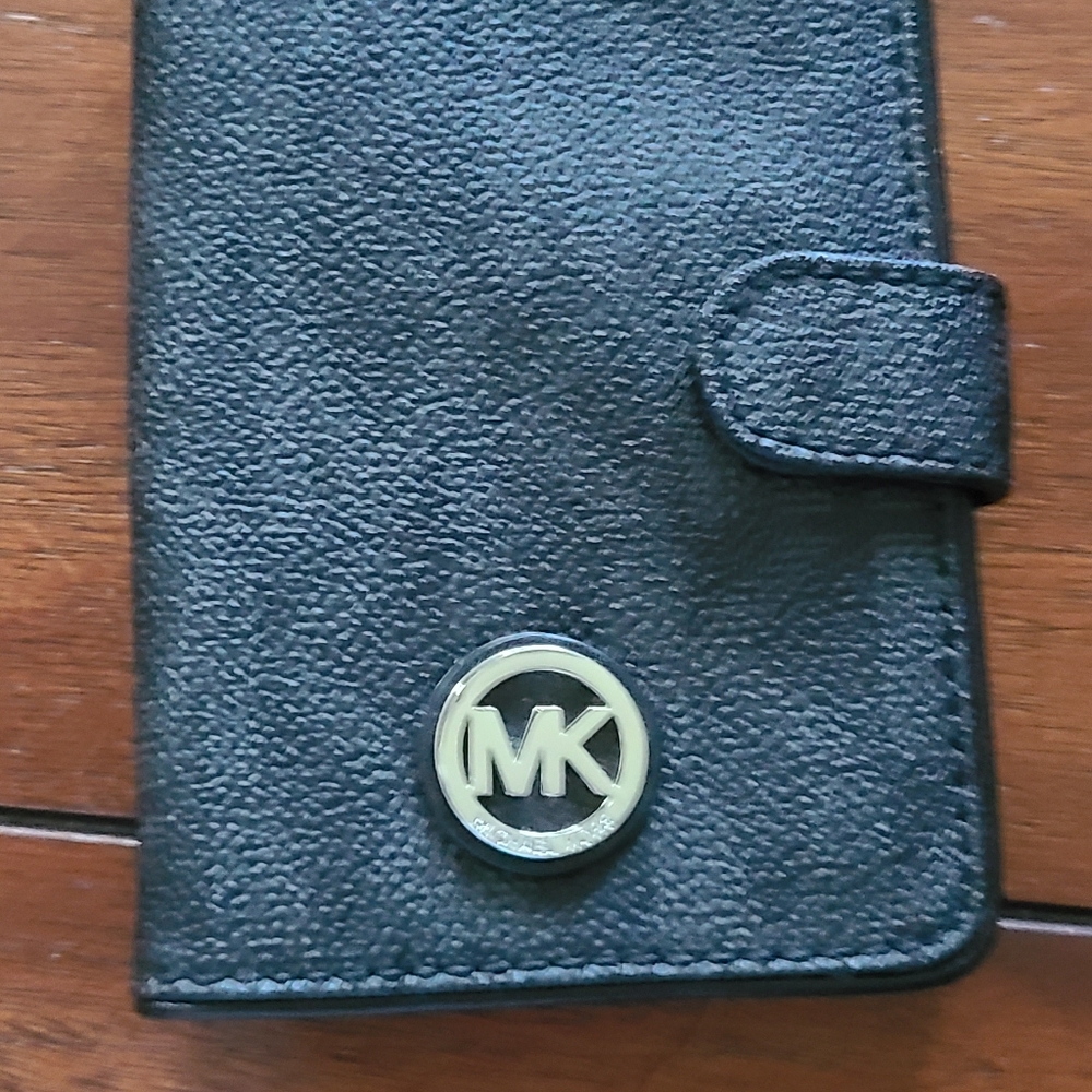 Wallet - Picture 2 of 5